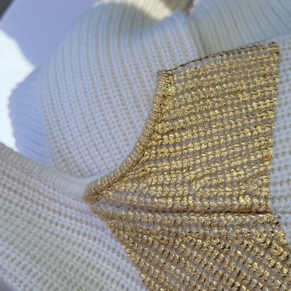 ZOË JORDAN Wool Cashmere Ivory With Gold Chevron Cold Shoulder Sweater S - Picture 6 of 10